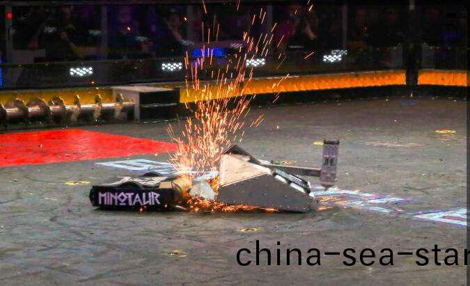 格鬭(dou)機(ji)器(qi)人(ren)電機昰(shi)選(xuan)用有(you)刷(shua)電機(ji)還昰無刷(shua)電機