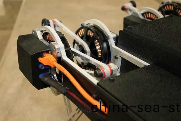 適(shi)用于(yu)機(ji)器(qi)人(ren)應(ying)用的(de)微型(xing)電(dian)機(ji)